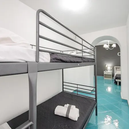 La Casa Del Pozzo Vecchio Bed & Breakfast Procida